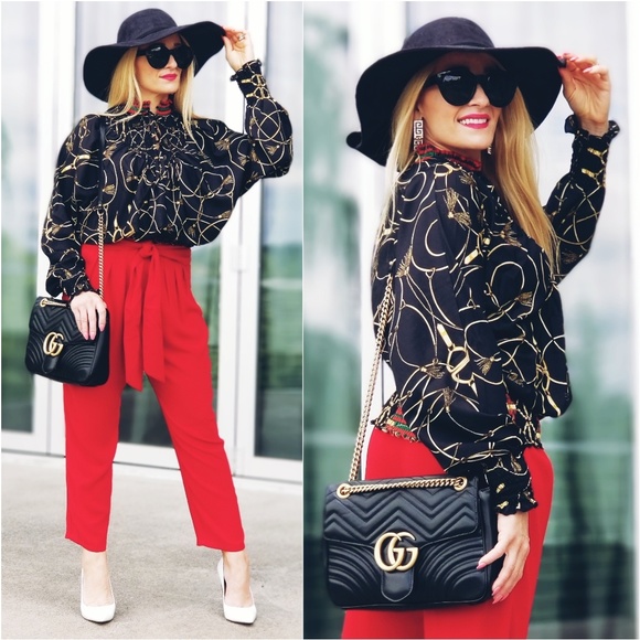 MODA ME COUTURE Tops - Classy Blouse